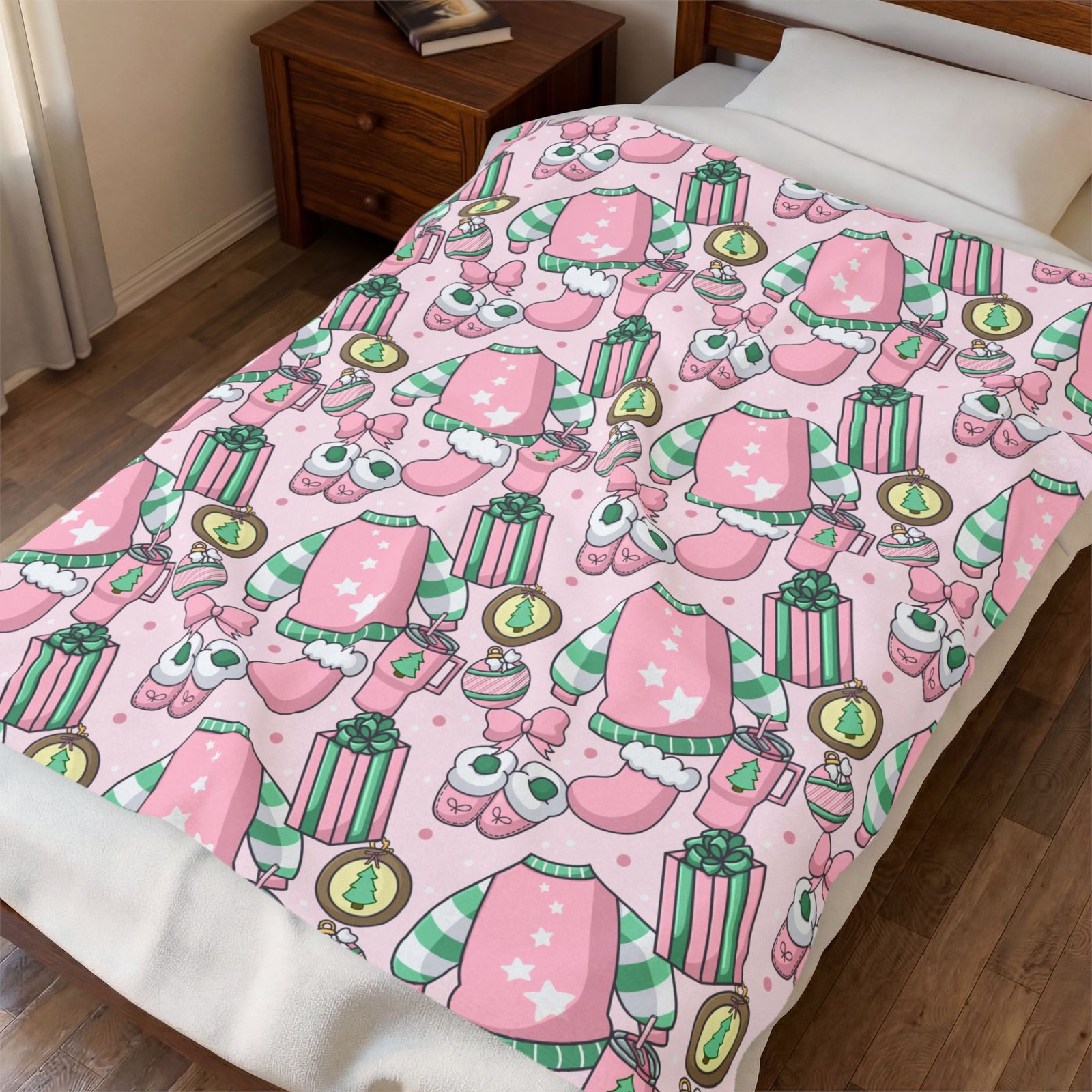 Cozy Christmas Pink Blanket - Image 3